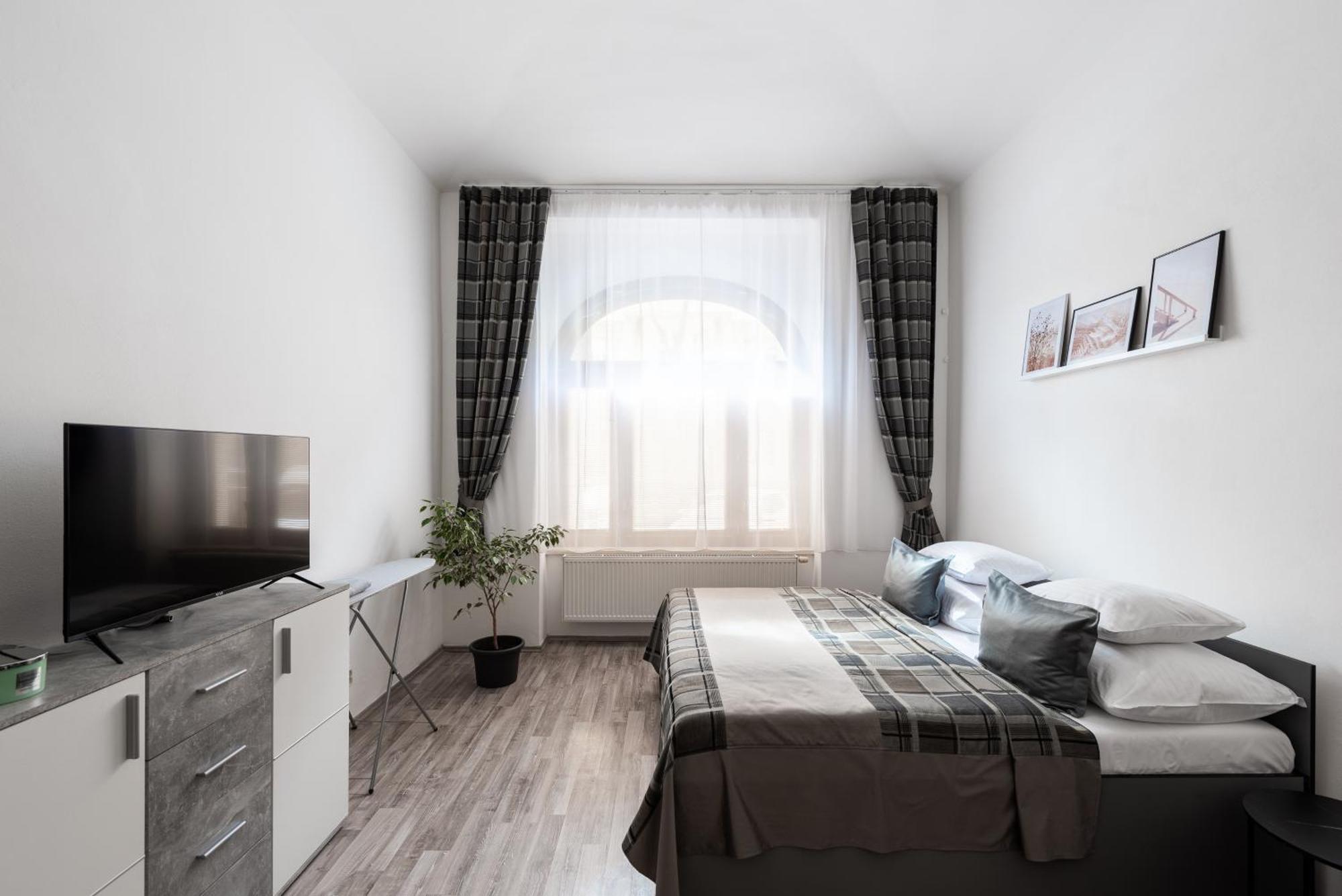 Prague - Karlin Apartments Buitenkant foto